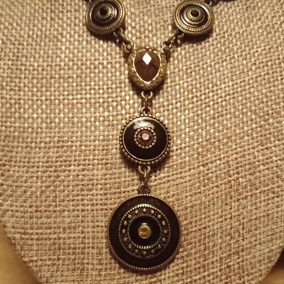 Earth-toned Y-Necklace - Picture 7 of 11